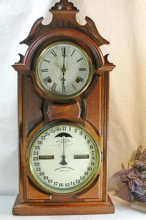Antique Calendar Clock
